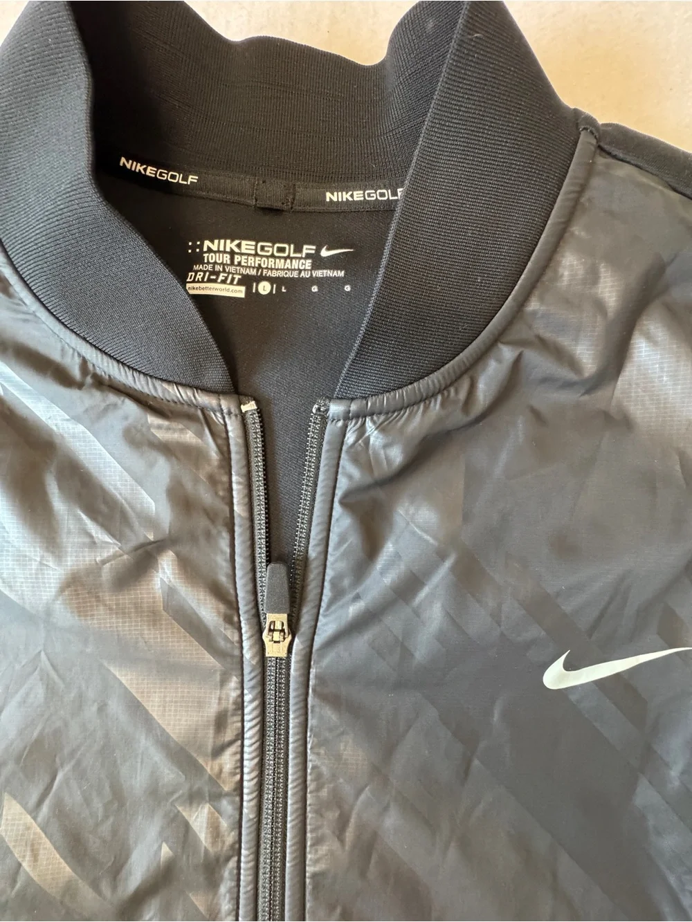 Nike Men’s Black golf Jacket - Lightweight Zip Front